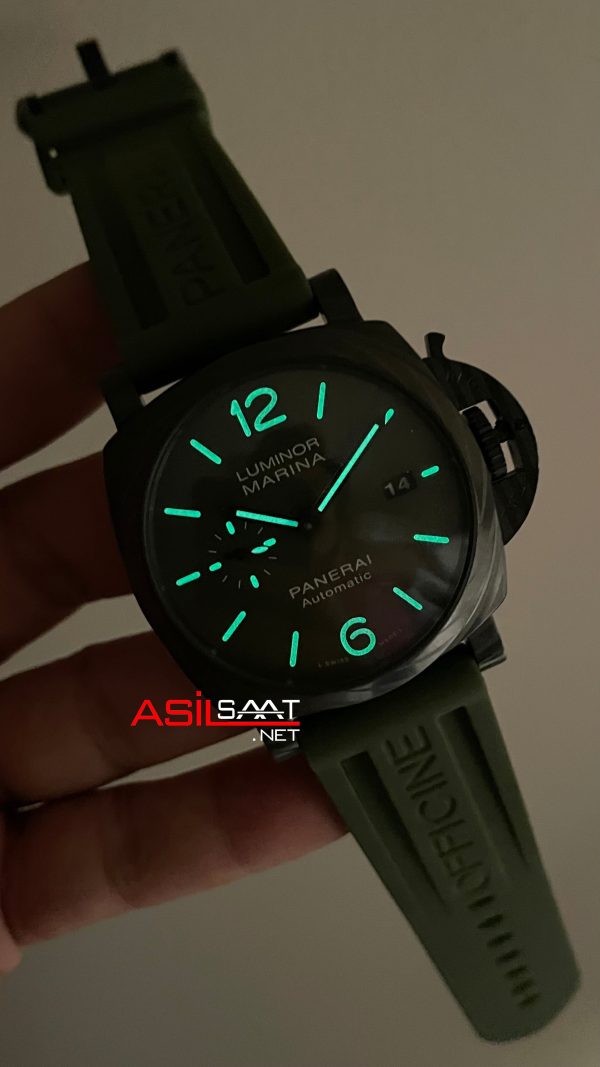 Panerai Luminor Marina Carbotech PAM01526 Yeşil 44mm Erkek Kol Saati Panerai Luminor Marina Carbotech PAM01526 Yeşil 44mm Erkek Kol Saati