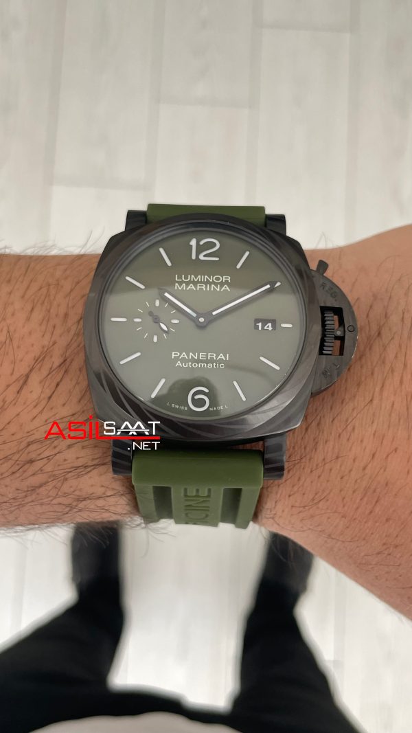 Panerai Luminor Marina Carbotech PAM01526 Yeşil 44mm Erkek Kol Saati Panerai Luminor Marina Carbotech PAM01526 Yeşil 44mm Erkek Kol Saati
