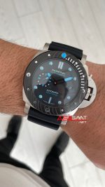 Panerai Submersible 1950 3 Days Amagnetic Titanium PAM01389 Siyah Kauçuk 47mm Replika Saat
