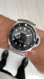 Panerai Submersible Grigio Roccia PAM01288 QuarantaQuattro eSteel 47mm Siyah Replika Saat