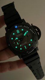 Panerai Submersible Luna Rossa Carbotech PAM01039 Gri Kadran 47mm Erkek Kol Saati