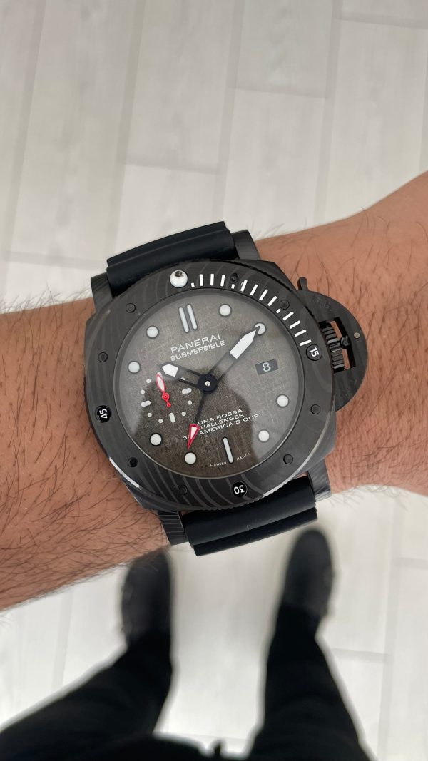 Panerai Submersible Luna Rossa Carbotech PAM01039 Gri Kadran 47mm Erkek Kol Saati Panerai Submersible Luna Rossa Carbotech PAM01039 Gri Kadran 47mm Erkek Kol Saati