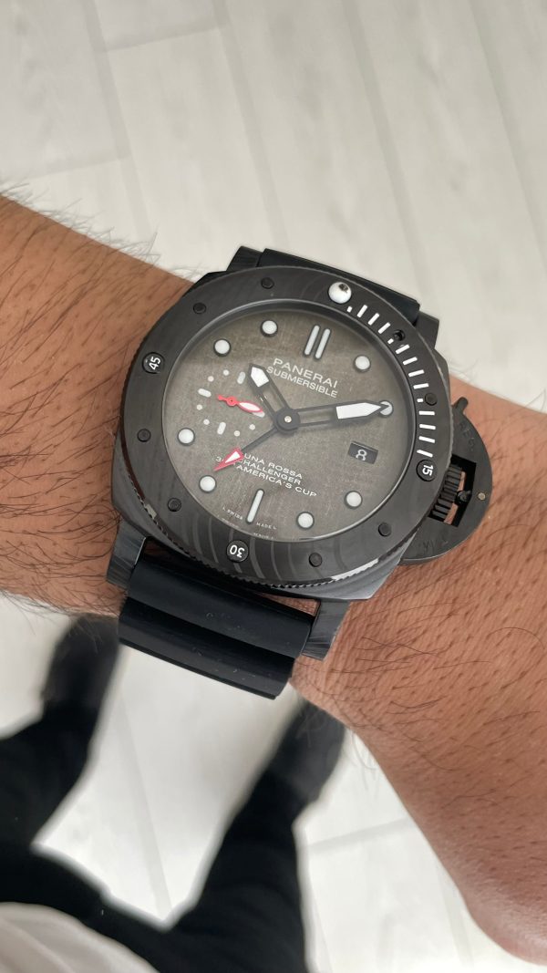 Panerai Submersible Luna Rossa Carbotech PAM01039 Gri Kadran 47mm Erkek Kol Saati Panerai Submersible Luna Rossa Carbotech PAM01039 Gri Kadran 47mm Erkek Kol Saati