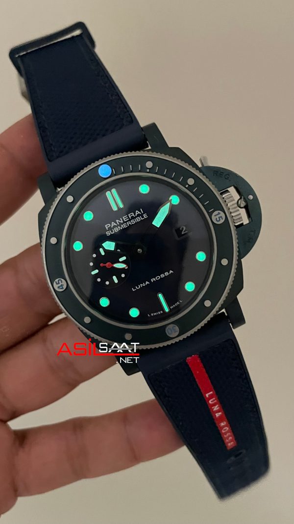 Panerai Submersible Luna Rossa PAM01466 QuarantaQuattro Ti-Ceramitech Blue 47mm Replika Saat Panerai Submersible Luna Rossa PAM01466 QuarantaQuattro Ti-Ceramitech Blue 47mm Replika Saat