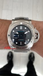 Panerai Submersible PAM02305 Siyah Kadran 47mm Replika Saat
