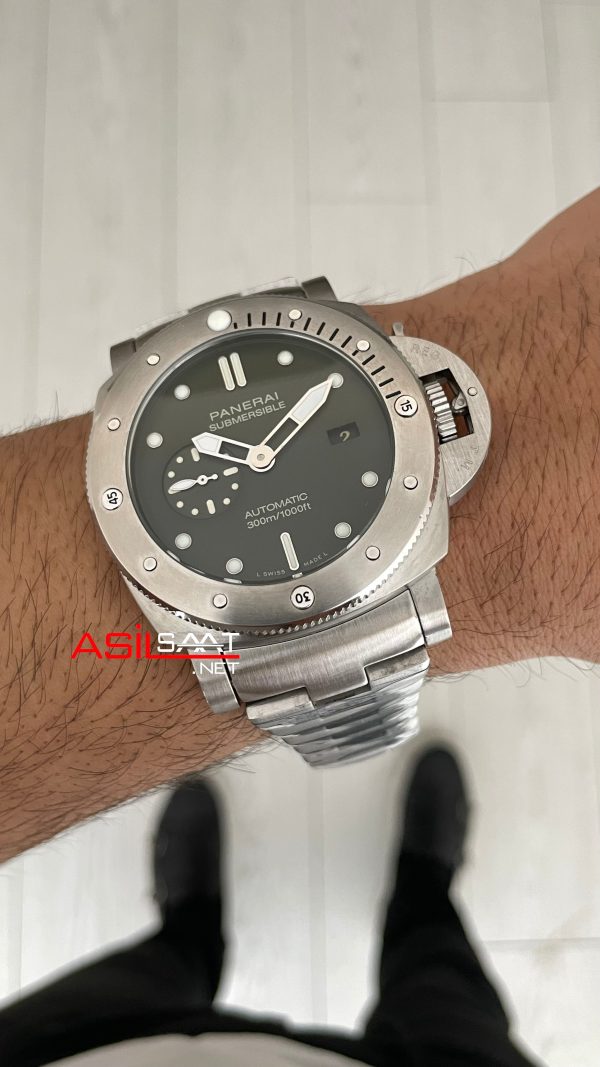 Panerai Submersible Verde Militare PAM01055 Yeşil 47mm Replika Saat Panerai Submersible Verde Militare PAM01055 Yeşil 47mm Replika Saat