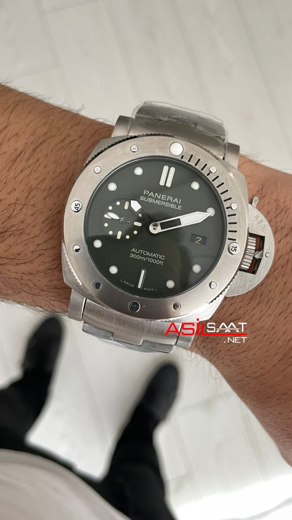 Panerai Submersible Verde Militare PAM01055 Yeşil 47mm Replika Saat Panerai Submersible Verde Militare PAM01055 Yeşil 47mm Replika Saat