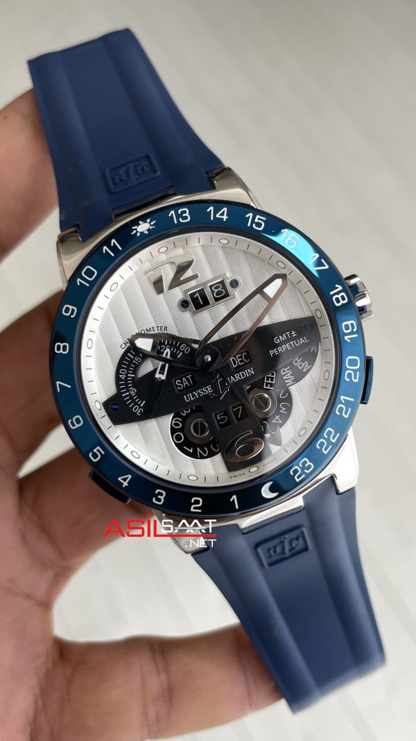 Ulysse Nardin El Toro GMT Perpetual Calendar Executive Beyaz Kadran 43mm Silver Replika Saat