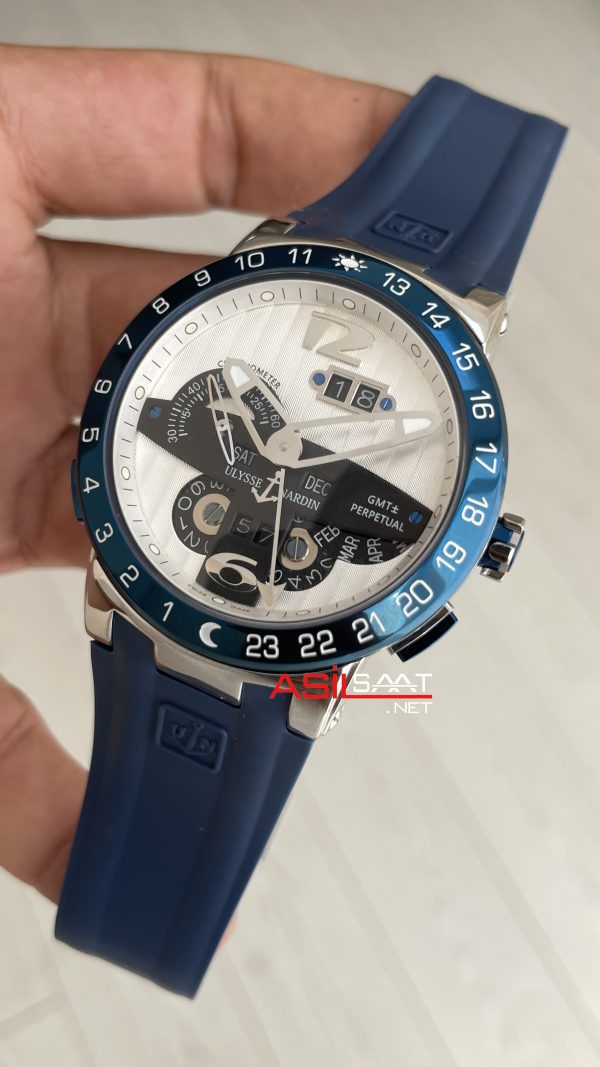 Ulysse Nardin El Toro GMT Perpetual Calendar Executive Beyaz Kadran 43mm Silver Replika Saat