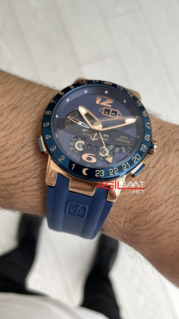 Ulysse Nardin El Toro GMT Perpetual Calendar Executive Mavi Kadran 43mm Rose Replika Saat Ulysse Nardin El Toro GMT Perpetual Calendar Executive Mavi Kadran 43mm Rose Replika Saat