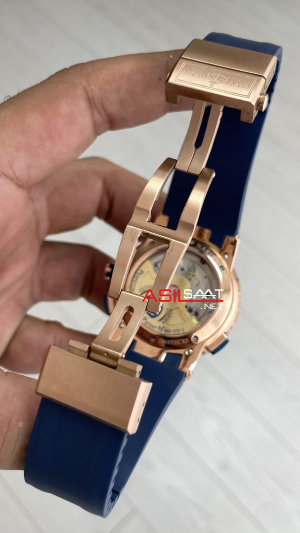 Ulysse Nardin El Toro GMT Perpetual Calendar Executive Mavi Kadran 43mm Rose Replika Saat Ulysse Nardin El Toro GMT Perpetual Calendar Executive Mavi Kadran 43mm Rose Replika Saat