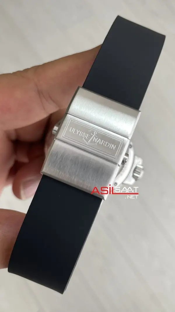 Ulysse Nardin Maxi Marine Chronometer Siyah Kadran 43mm Silver Replika Saat