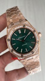Audemars Piguet Royal Oak Diamond 15400OR Rose Yeşil Kadran Replika Saat