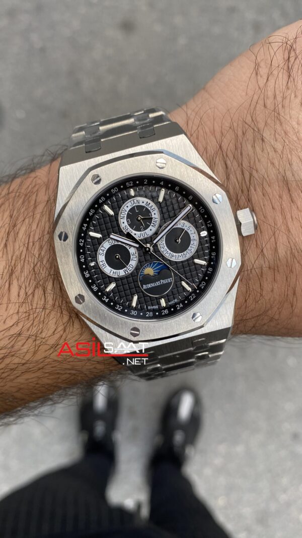 Audemars Piguet Royal Oak Perpetual Calendar 25820SP Siyah Replika Saat Audemars Piguet Royal Oak Perpetual Calendar 25820SP Siyah Replika Saat