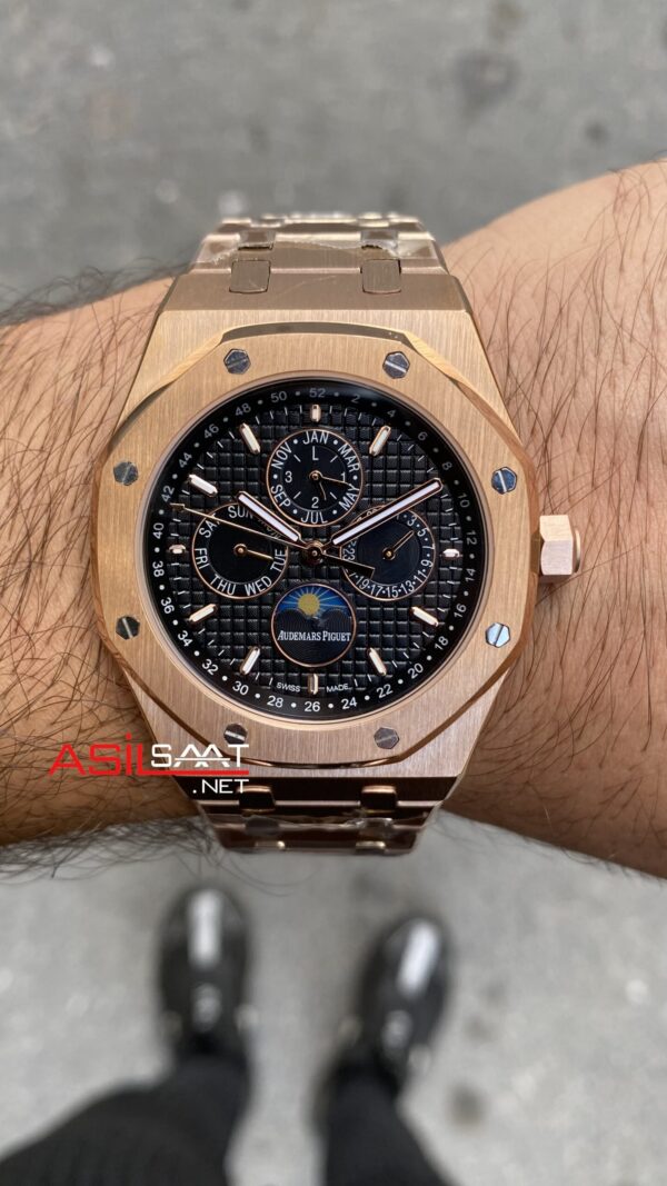 Audemars Piguet Royal Oak Perpetual Calendar 26574OR Siyah 41 mm Rose Replika Saat