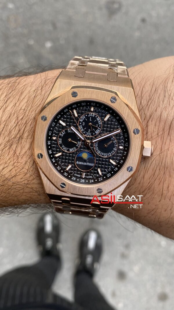 Audemars Piguet Royal Oak Perpetual Calendar 26574OR Siyah 41 mm Rose Replika Saat