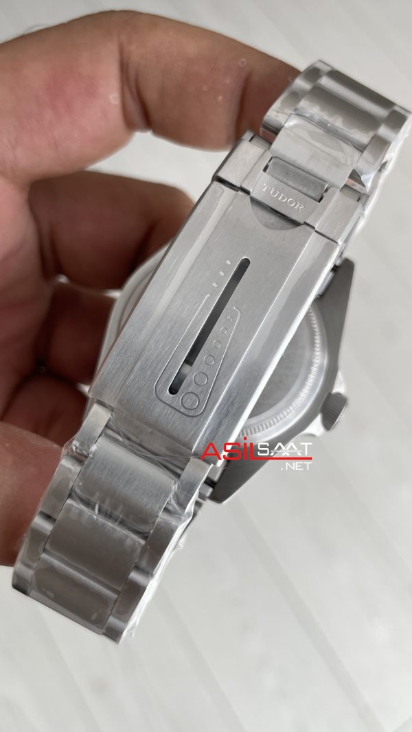 Tudor Pelagos Siyah M25600TN Replika Saat Tudor Pelagos Siyah M25600TN Replika Saat