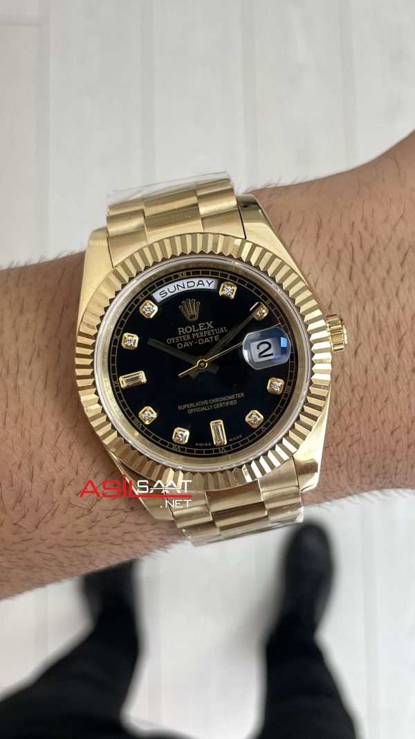 Rolex Day Date Siyah 228238 Diamond Black Dial Gold 40mm Replika Saat