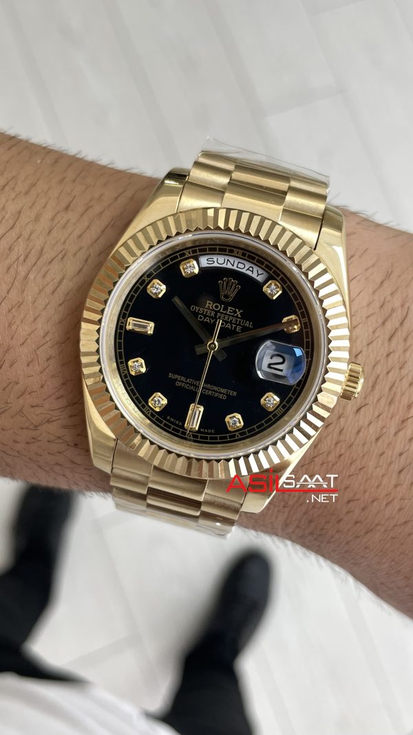 Rolex Day Date Siyah 228238 Diamond Black Dial Gold 40mm Replika Saat