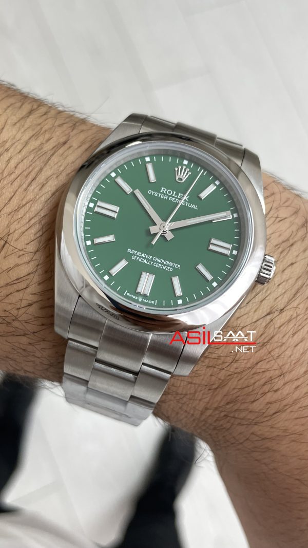 Rolex Oyster Perpetual Green 134300 Yeşil 41mm Replika Saat