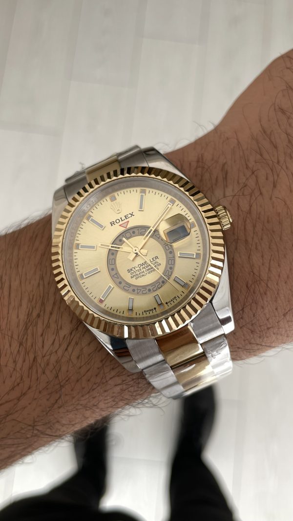 Rolex Sky Dweller Champagne 336933 Oyster 42mm Two Tone Gold Replika Saat Rolex Sky Dweller Champagne 336933 Oyster 42mm Two Tone Gold Replika Saat