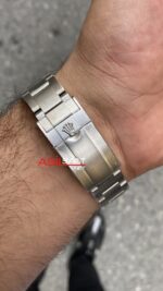 Rolex Explorer II 42 mm Siyah 226570 Replika Saat