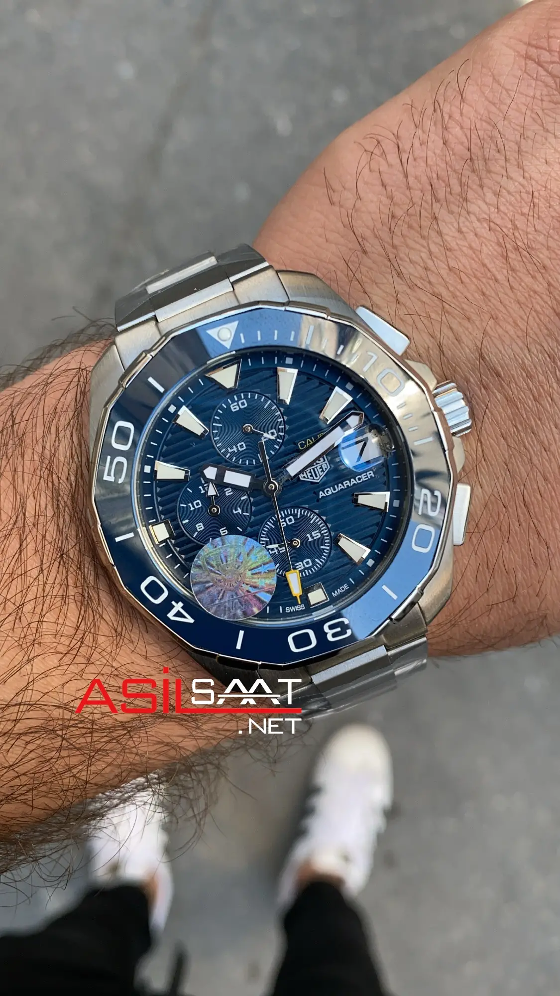 Tag heuer cay211b hotsell