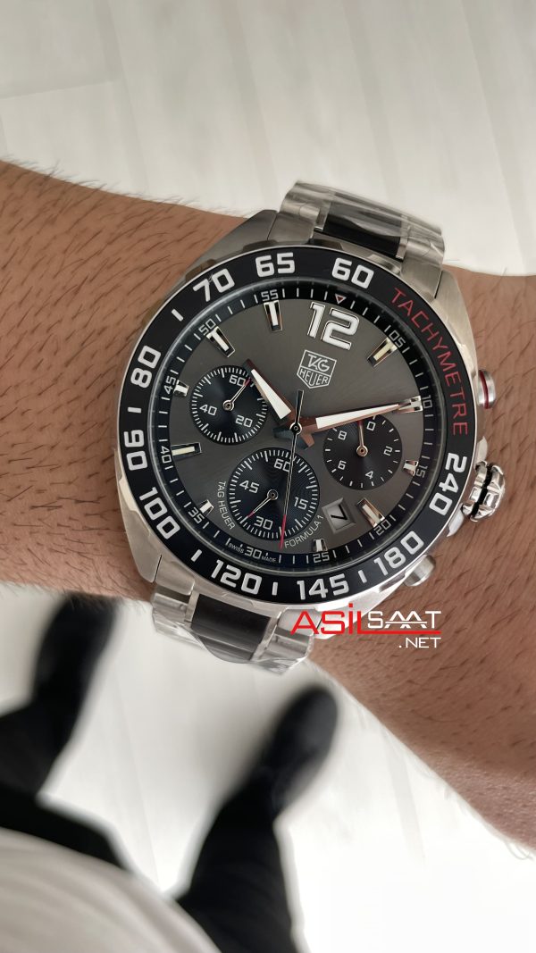TAG Heuer Formula F1 Calibre 16 Siyah Kadran CAZ2012 44mm Replika Saat TAG Heuer Formula F1 Calibre 16 Siyah Kadran CAZ2012 44mm Replika Saat