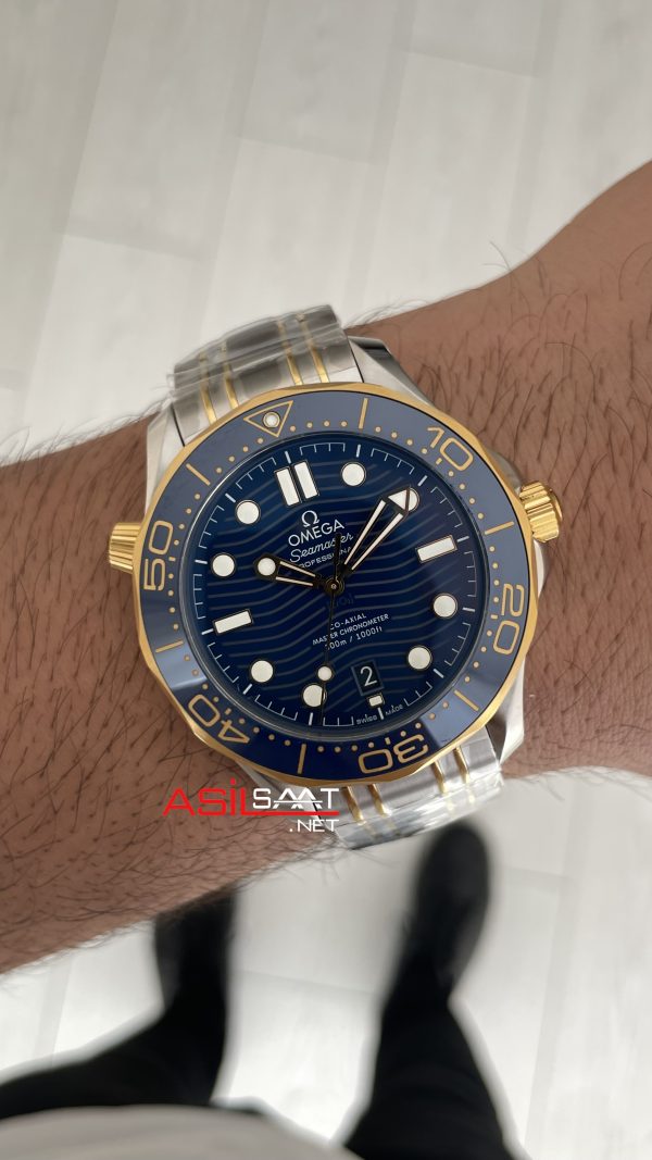Omega Seamaster Diver 300M Mavi Kadran 42mm Two Tone Gold 210.20.42.20.03.001 Tungsten 18K DD8800 VS Factory 1:1 Super Clone Swiss ETA Saat Omega Seamaster Diver 300M Mavi Kadran 42mm Two Tone Gold 210.20.42.20.03.001 Tungsten 18K DD8800 VS Factory 1:1 Super Clone Swiss ETA Saat