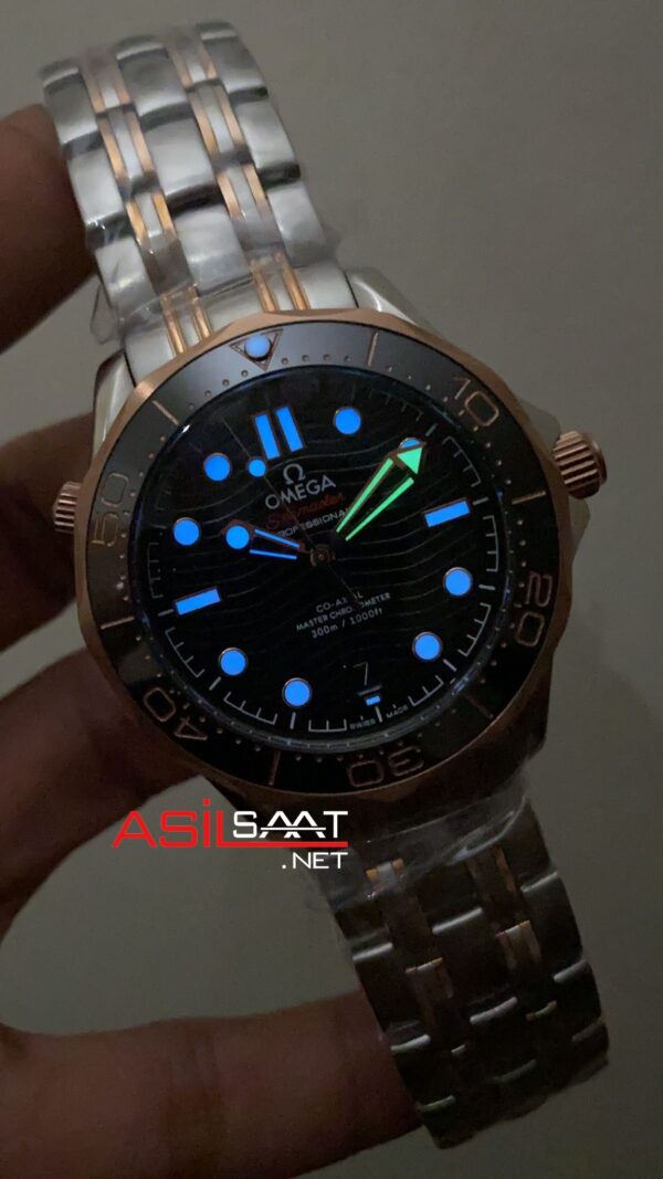 Omega Seamaster Diver 300M Silver Rose OSD006