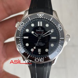 Omega Seamaster Diver 42mm Siyah Kadran Replika Saat
