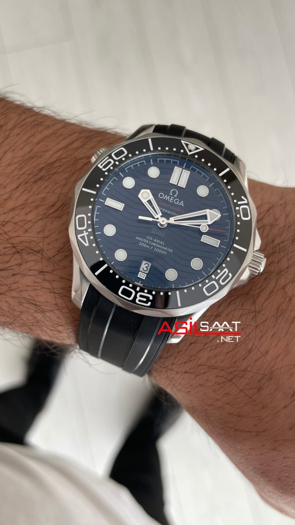 Omega Seamaster Diver 42mm Siyah Kadran Replika Saat Omega Seamaster Diver 42mm Siyah Kadran Replika Saat
