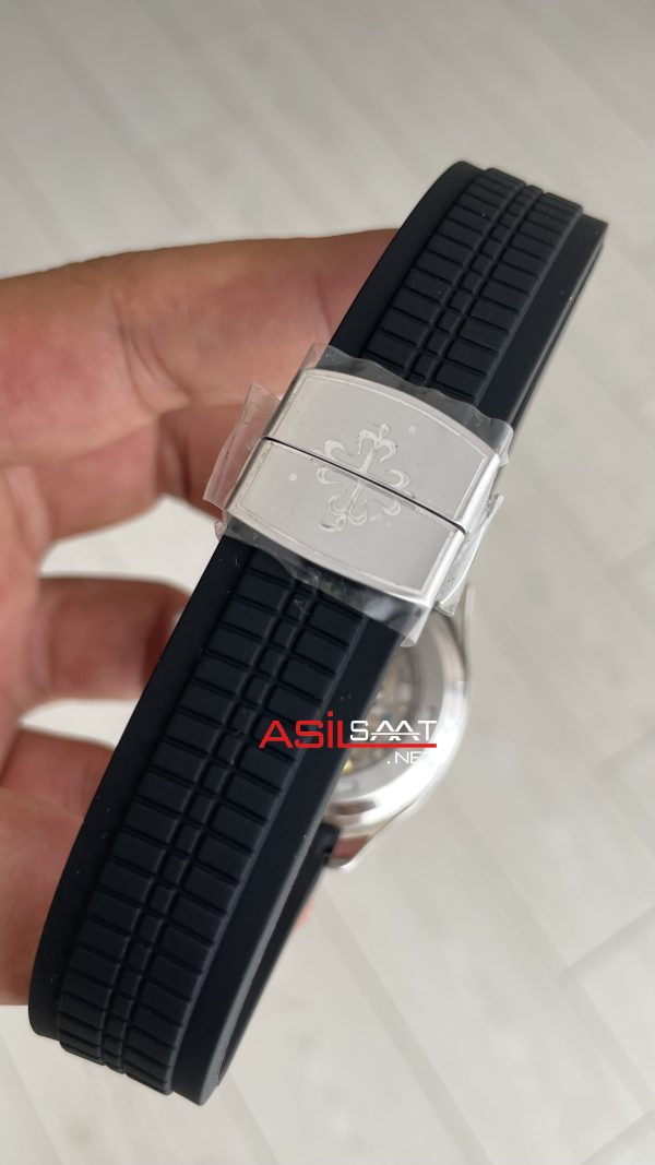 Patek Philippe Aquanaut Siyah Kadran 5167 Silver 40 mm Replika Saat
