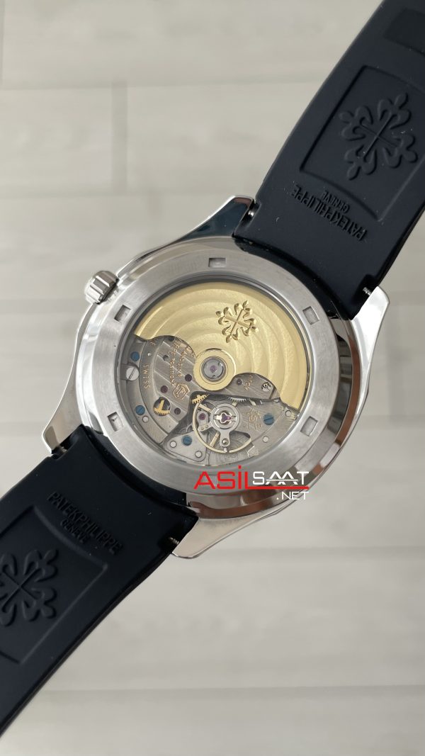 Patek Philippe Aquanaut Siyah Kadran 5167 Silver 40 mm Replika Saat