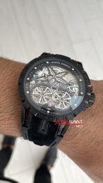 Roger Dubuis Excalibur Spider Pirelli Double Flying Tourbillon PVD Black 48mm Replika Saat