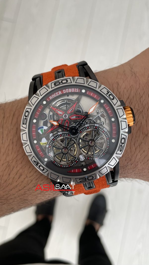 Roger Dubuis Excalibur Spider Pirelli Double Flying Tourbillon Turuncu 48mm Replika Saat Roger Dubuis Excalibur Spider Pirelli Double Flying Tourbillon Turuncu 48mm Replika Saat
