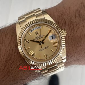 Rolex Day Date Champagne 228238 President Gold 40mm