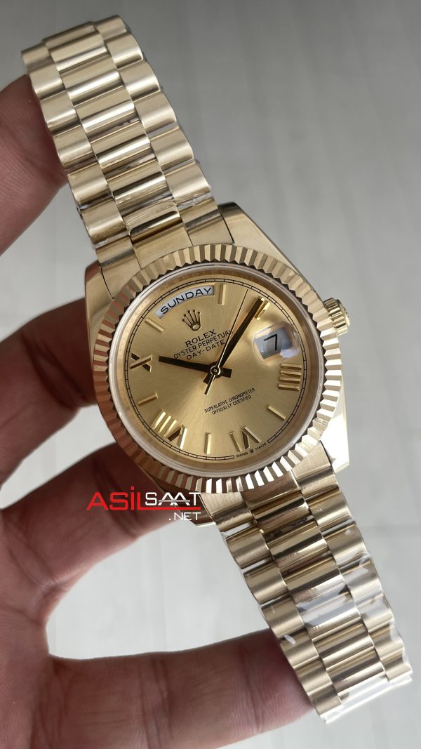 Rolex Day Date Champagne 228238 President Gold 40mm Rolex Day Date Champagne 228238 President Gold 40mm