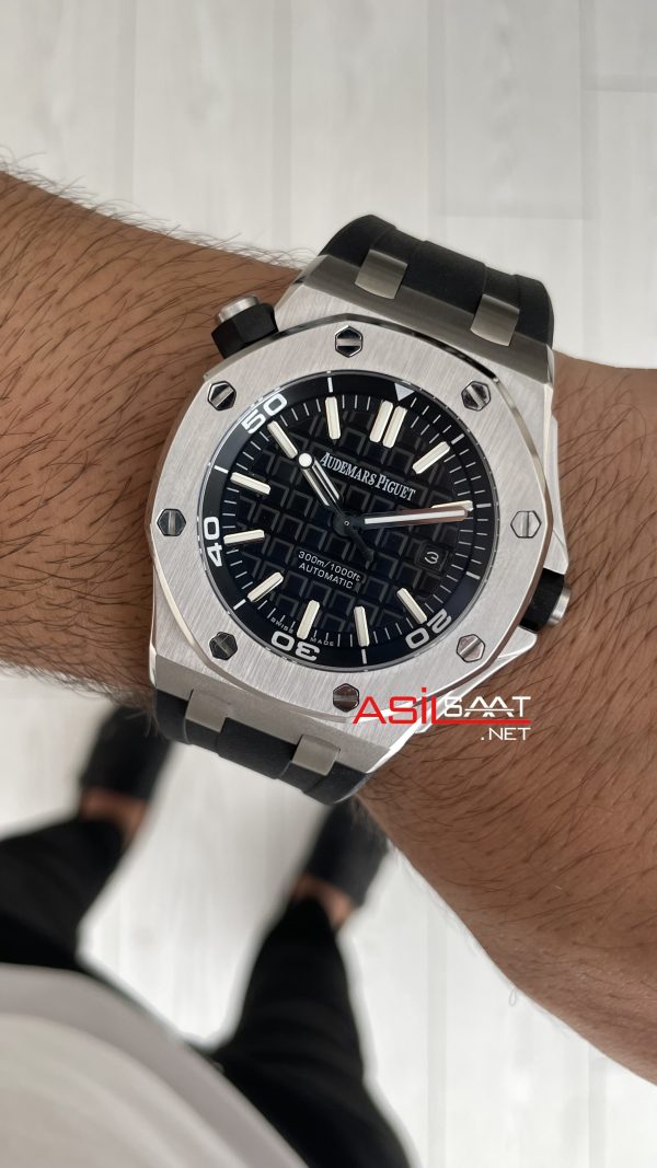 Audemars Piguet Royal Oak Offshore Diver Siyah Kadran 15710ST Silver 42 mm Replika Saat