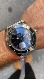 Breitling Superocean Heritage B20 Siyah Kadran