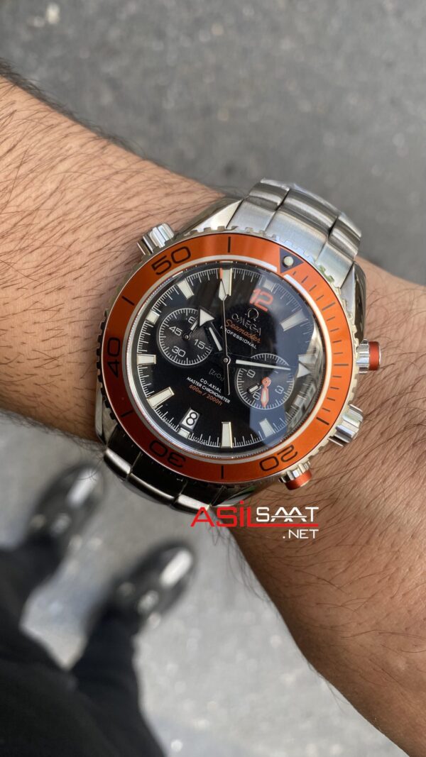 Omega Seamaster Planet Ocean 600 M Chronograph 45 mm Turuncu Bezel Replika Saat
