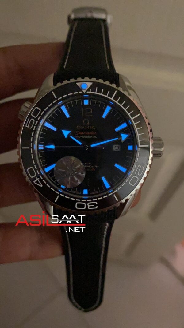 Omega Seamaster Planet Ocean Co-Axial Siyah Kadran Siyah Kordon Omega Seamaster Planet Ocean Co-Axial Siyah Kadran Siyah Kordon