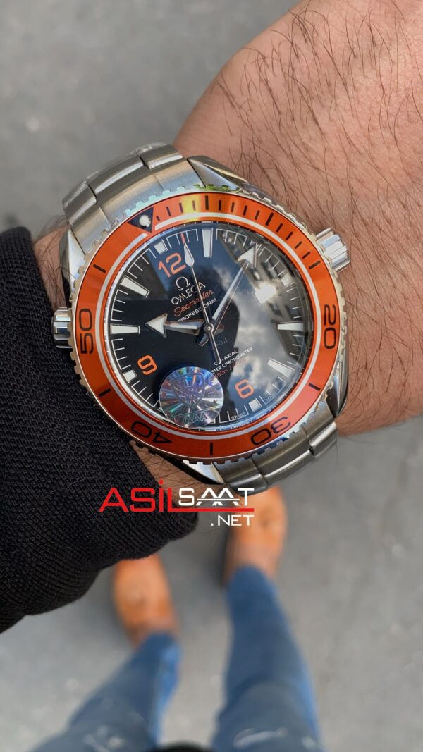 Omega Seamaster Planet Ocean Turuncu Bezel 600M