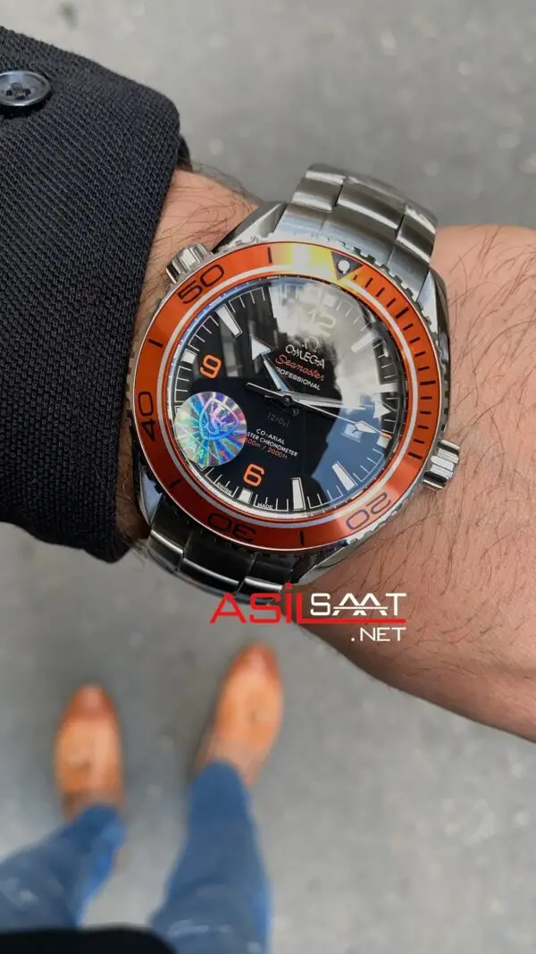 Omega Seamaster Planet Ocean Turuncu Bezel 600M Omega Seamaster Planet Ocean Turuncu Bezel 600M
