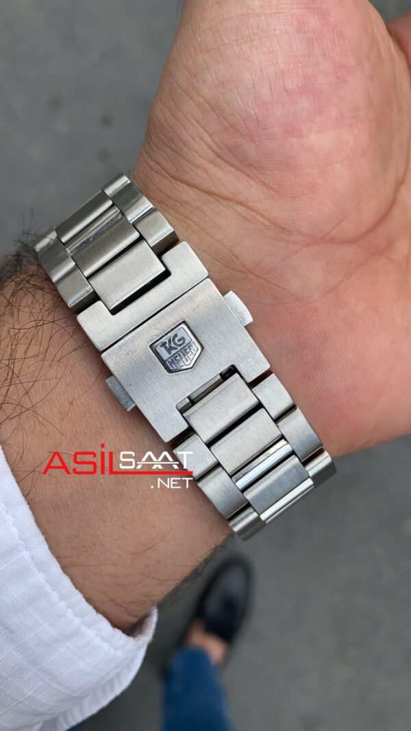 TAG Heuer Mercedes SLS Gümüş Kasa Siyah Kadran TAG Heuer Mercedes SLS Gümüş Kasa Siyah Kadran