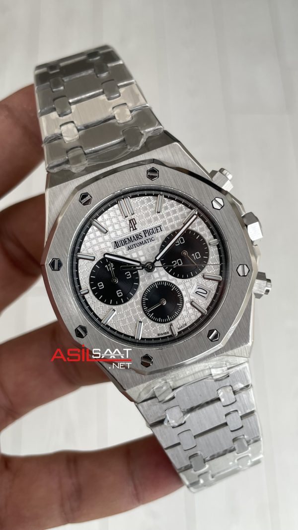 Audemars Piguet Royal Oak Chronograph 26331ST Panda Beyaz Kadran 41mm Silver Replika Saat