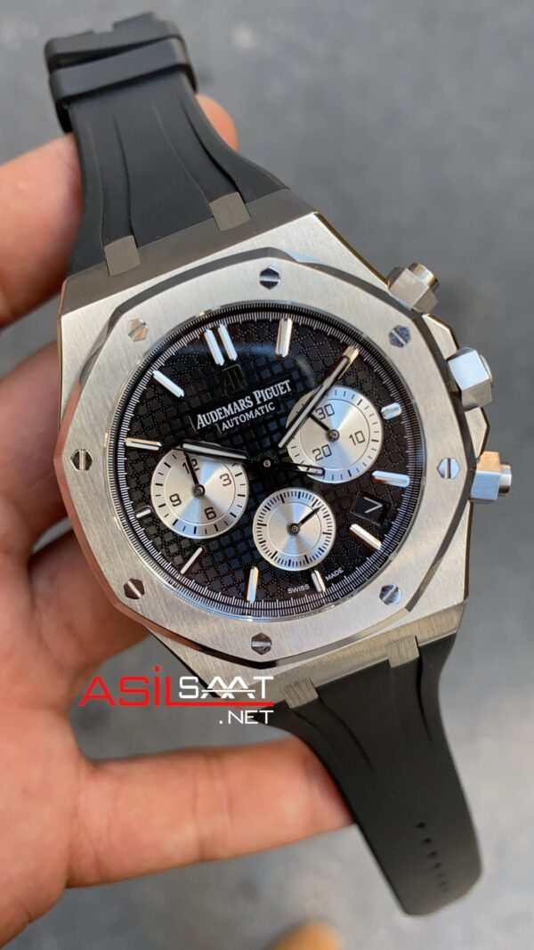 Audemars Piguet Royal Oak Chronograph 41 mm Kadran Siyah ve Beyaz 26331ST Rubber Replika Saat APR081 Audemars Piguet Royal Oak Chronograph 41 mm Kadran Siyah ve Beyaz 26331ST Rubber Replika Saat APR081