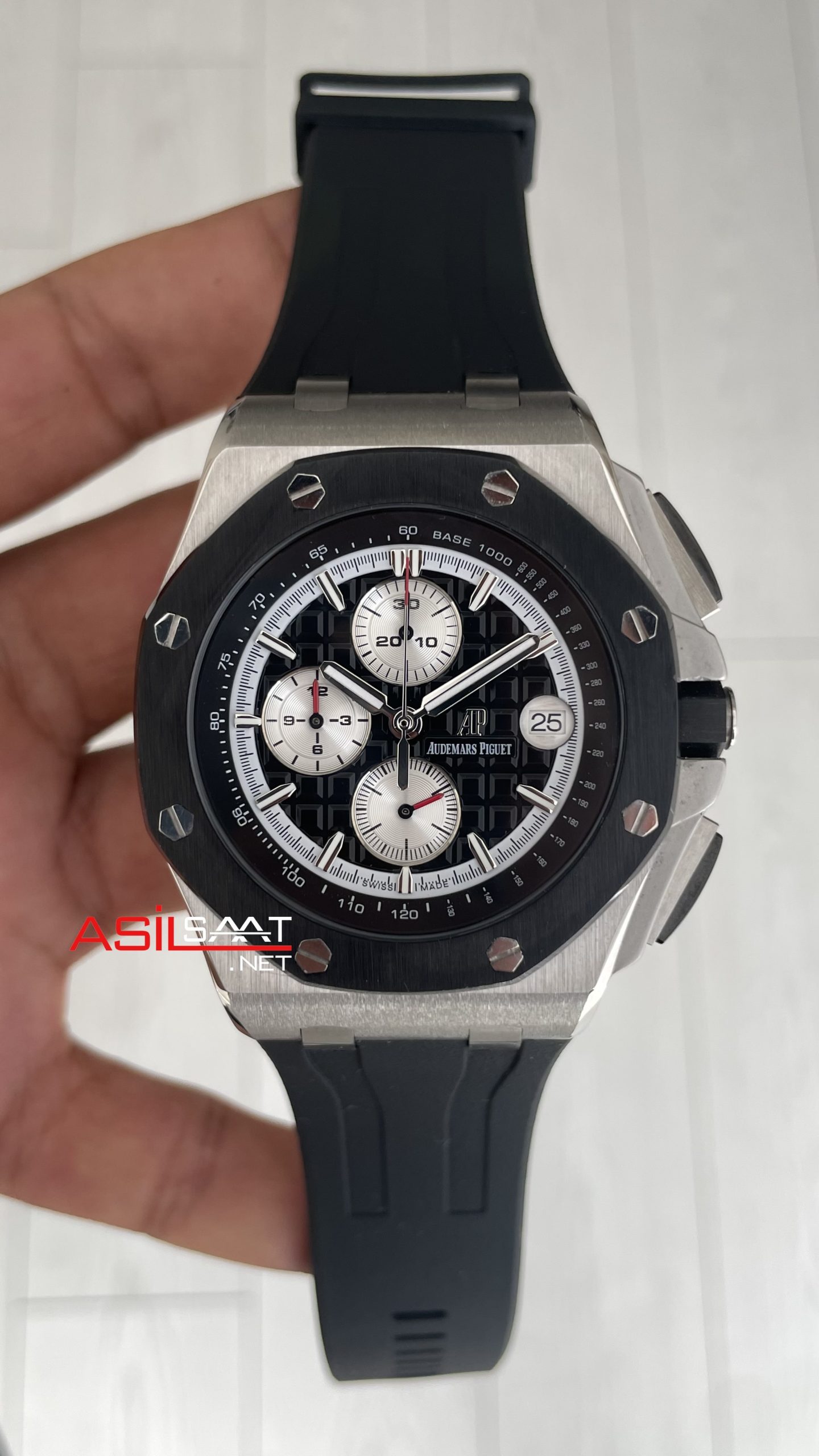 Audemars Piguet Royal Oak Offshore Chronograph Siyah Kadran 26400SO Rubber 43 mm Replika Saat Audemars Piguet Royal Oak Offshore Chronograph Siyah Kadran 26400SO Rubber 43 mm Replika Saat