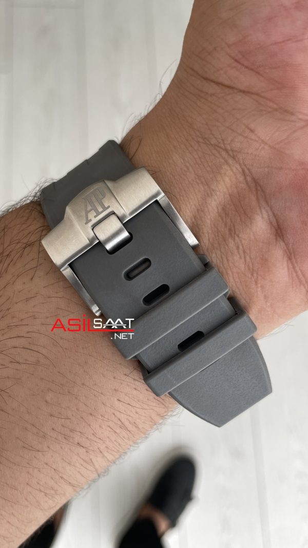 Audemars Piguet Royal Oak Offshore Chronograph Titanium Gri Kadran 43 mm 26400IO Grey Replika Saat