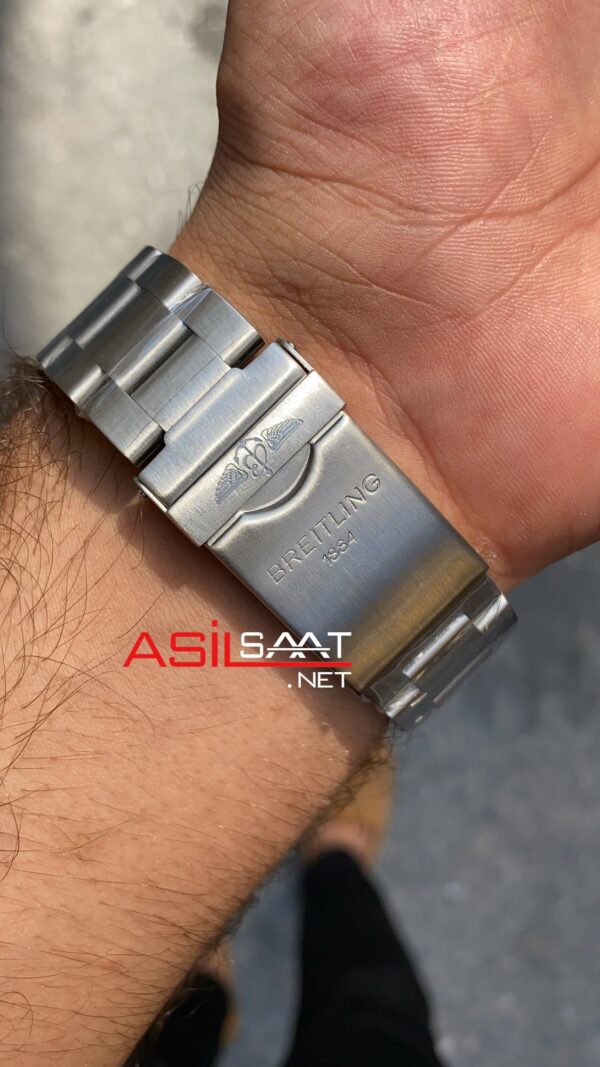Breitling Avenger A17318 43 mm BAV001 Breitling Avenger A17318 43 mm BAV001